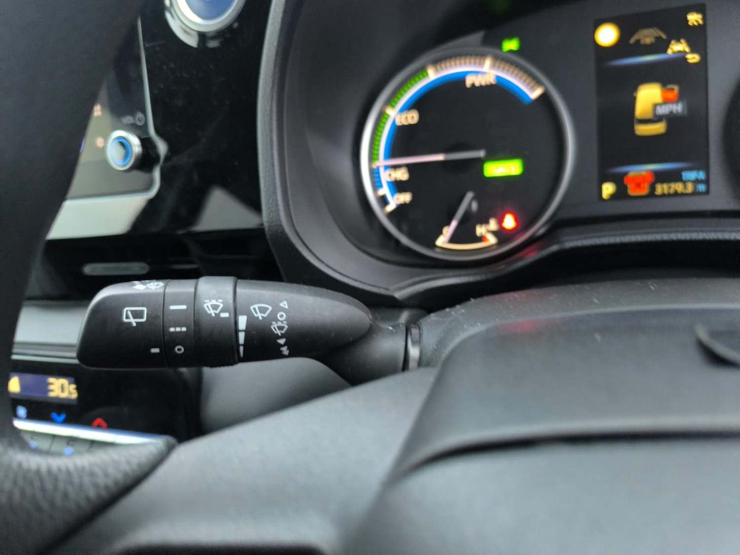 Used Toyota Noah 2022 for sale - 77125115: Photo 26