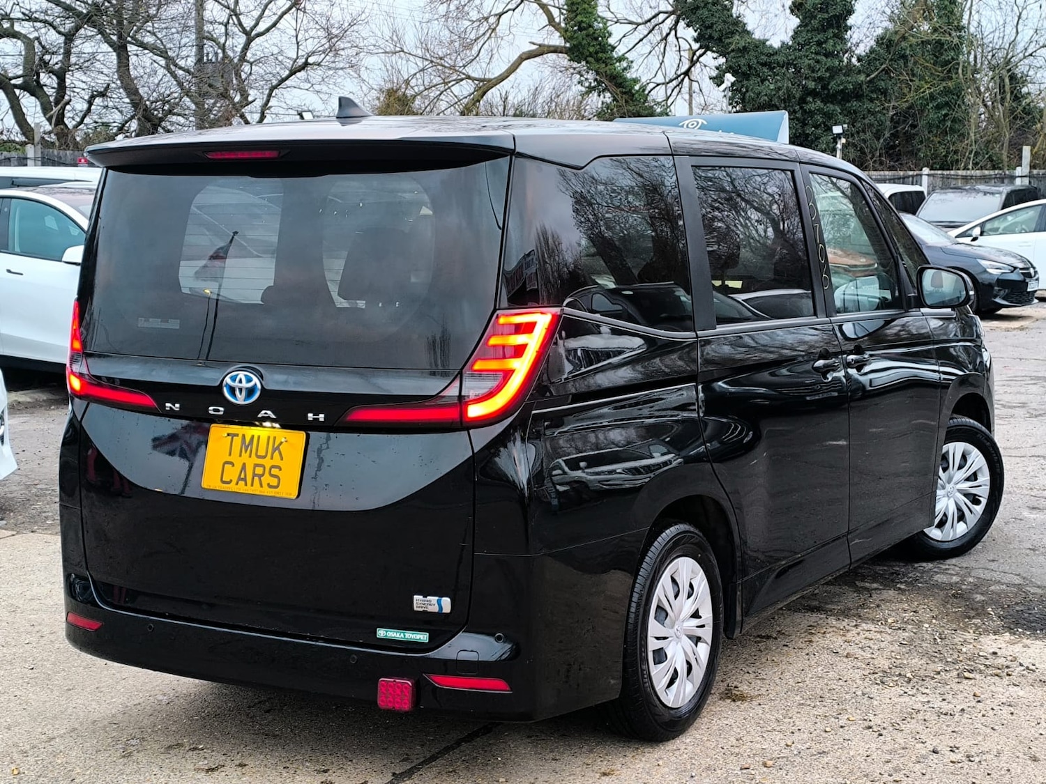 Used Toyota Noah 2022 for sale - 77125115: Photo 3