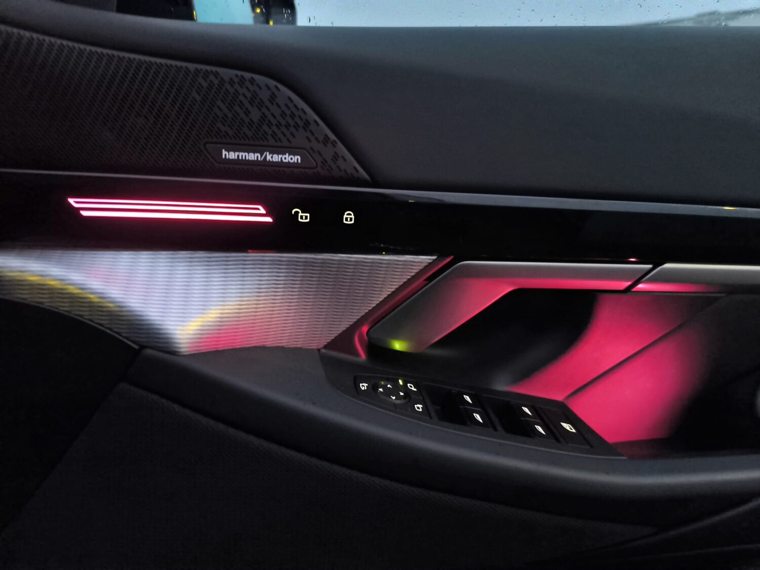 Used BMW 5 Series 2024 for sale - 77653203: Photo 25