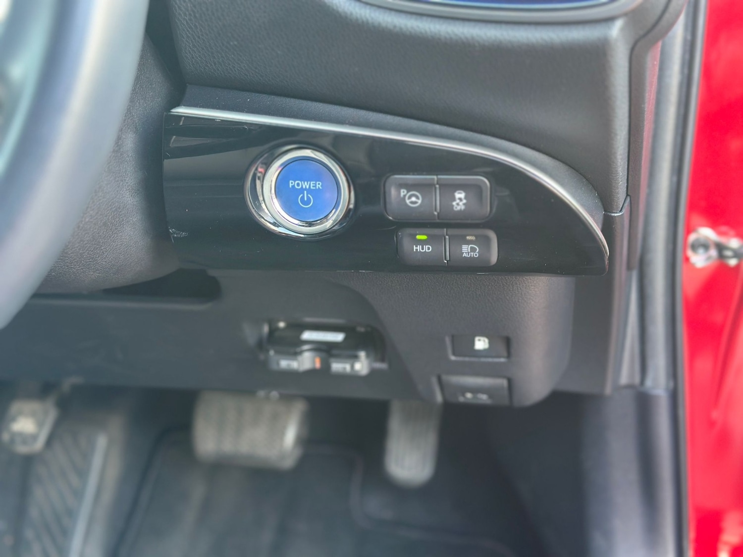 Used Toyota Prius 2018 for sale - 76127988: Photo 28