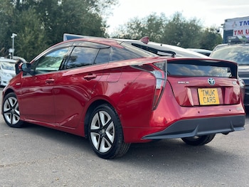 Used Toyota Prius 2018 for sale - 76127988: Photo 4