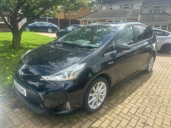 Used Toyota Prius+ 2020 for sale - 75918997: Photo