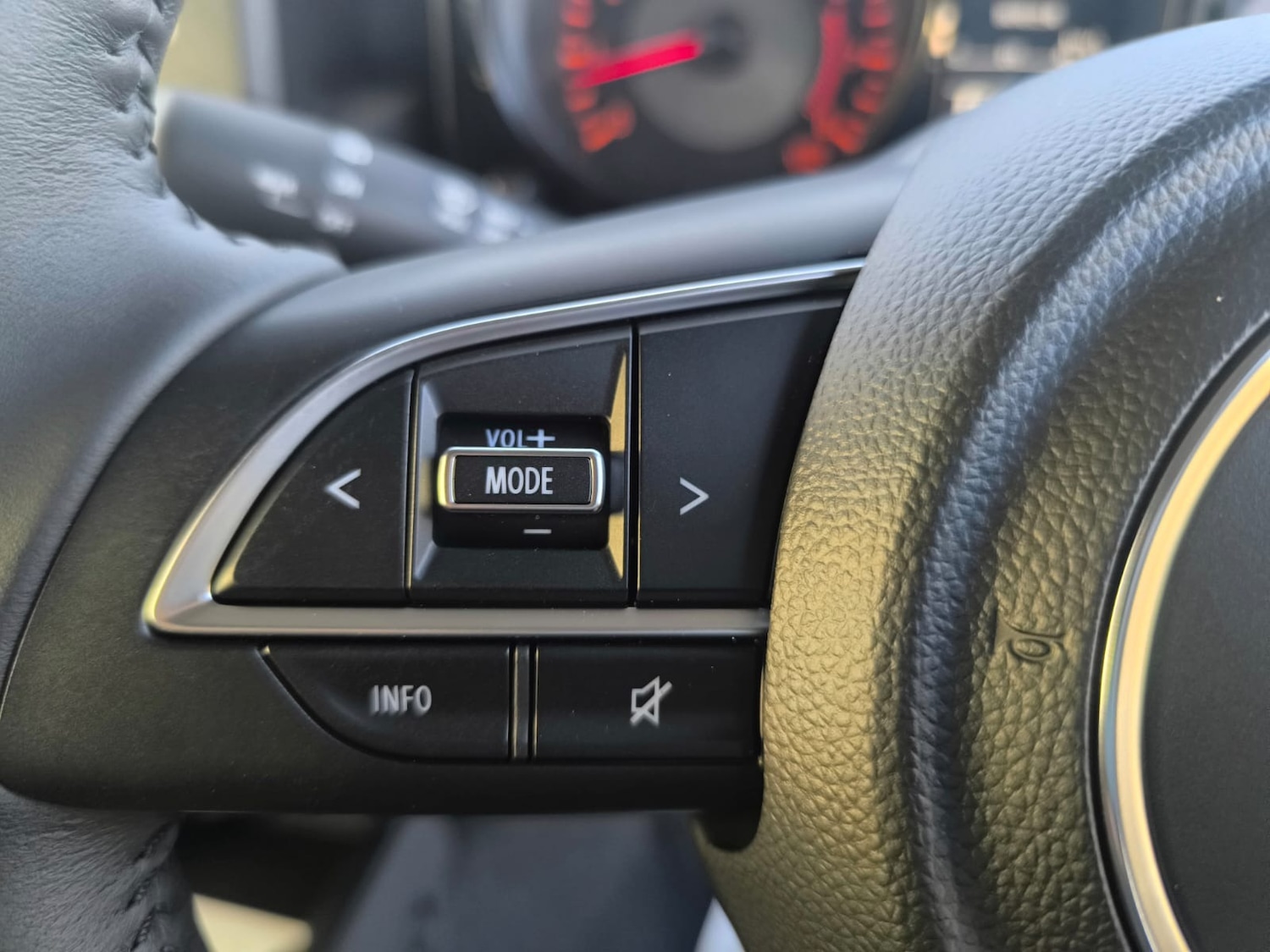 Used Suzuki Jimny 2025 for sale - 76046933: Photo 15