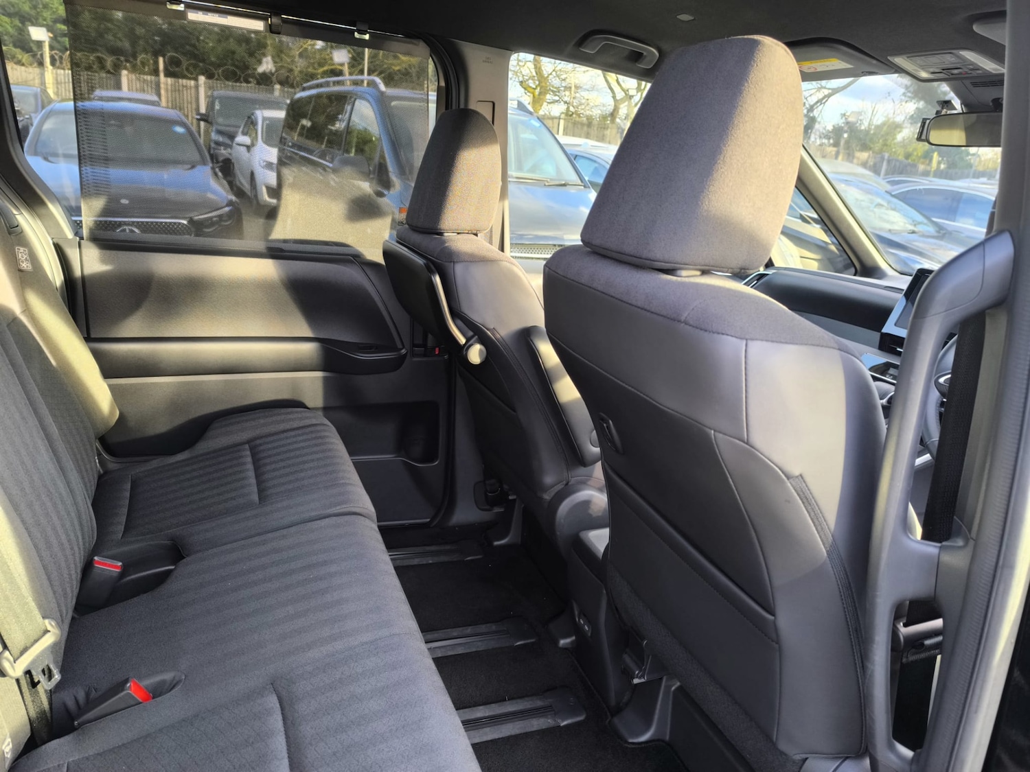 Used Toyota Voxy 2024 for sale - 77675417: Photo 12