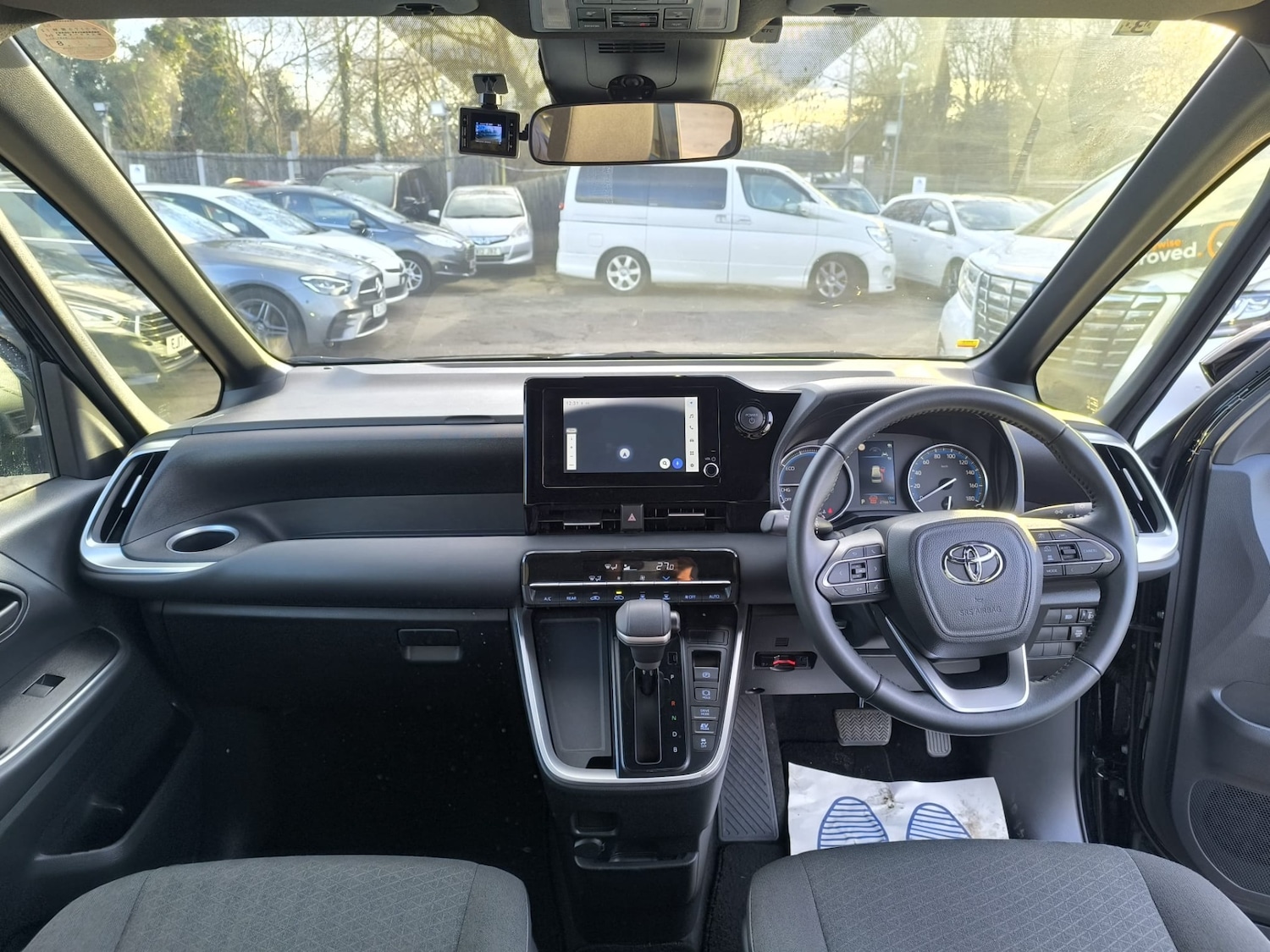 Used Toyota Voxy 2024 for sale - 77675417: Photo 14