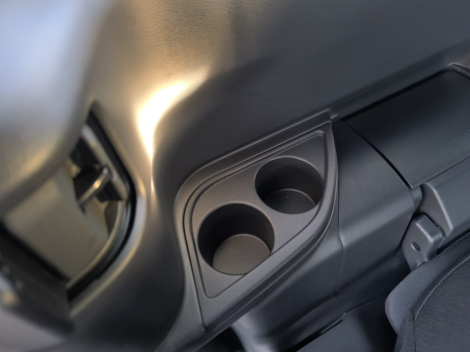 Used Toyota Voxy 2024 for sale - 77675417: Photo 27