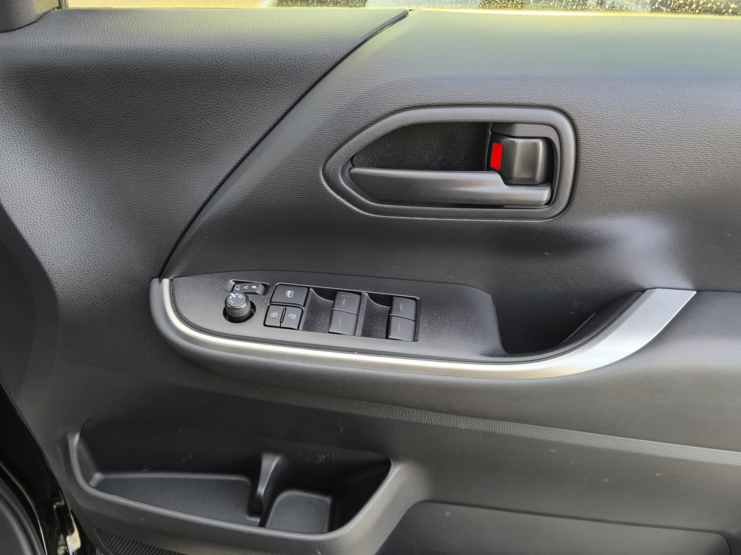 Used Toyota Voxy 2024 for sale - 77675417: Photo 29