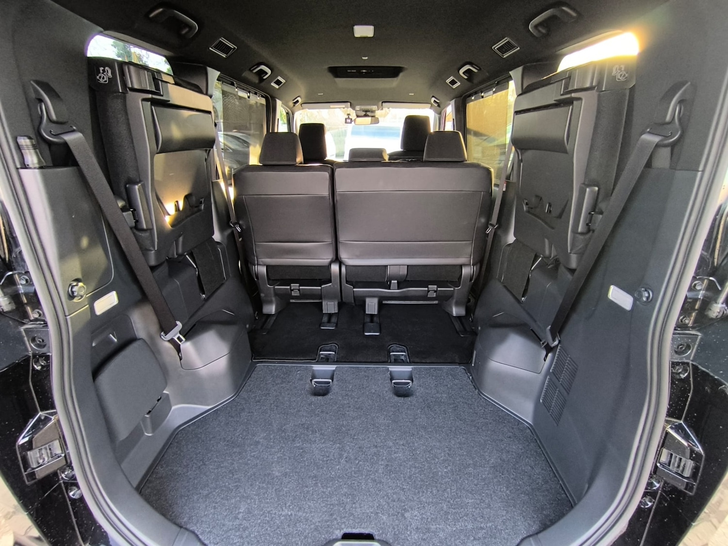 Used Toyota Voxy 2024 for sale - 77675417: Photo 31