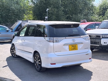 Used Toyota Estima 2014 for sale - 79500232: Photo