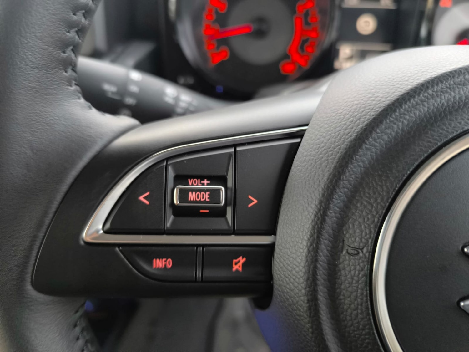 Used Suzuki Jimny 2024 for sale - 76719764: Photo 15