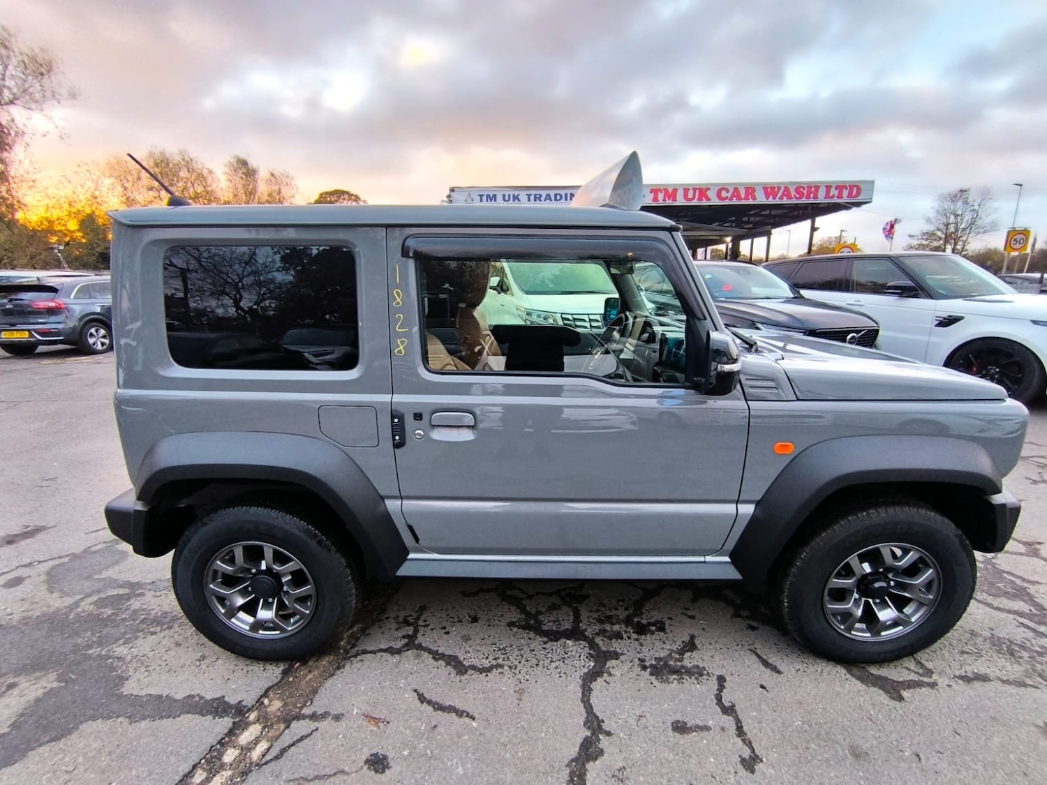 Used Suzuki Jimny 2024 for sale - 76719764: Photo 5