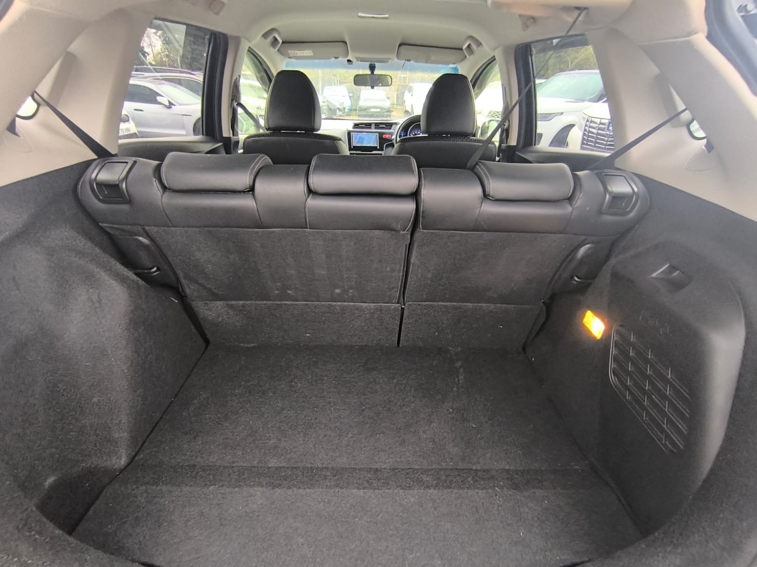 Used Honda Jazz 2014 for sale - 76554759: Photo 27