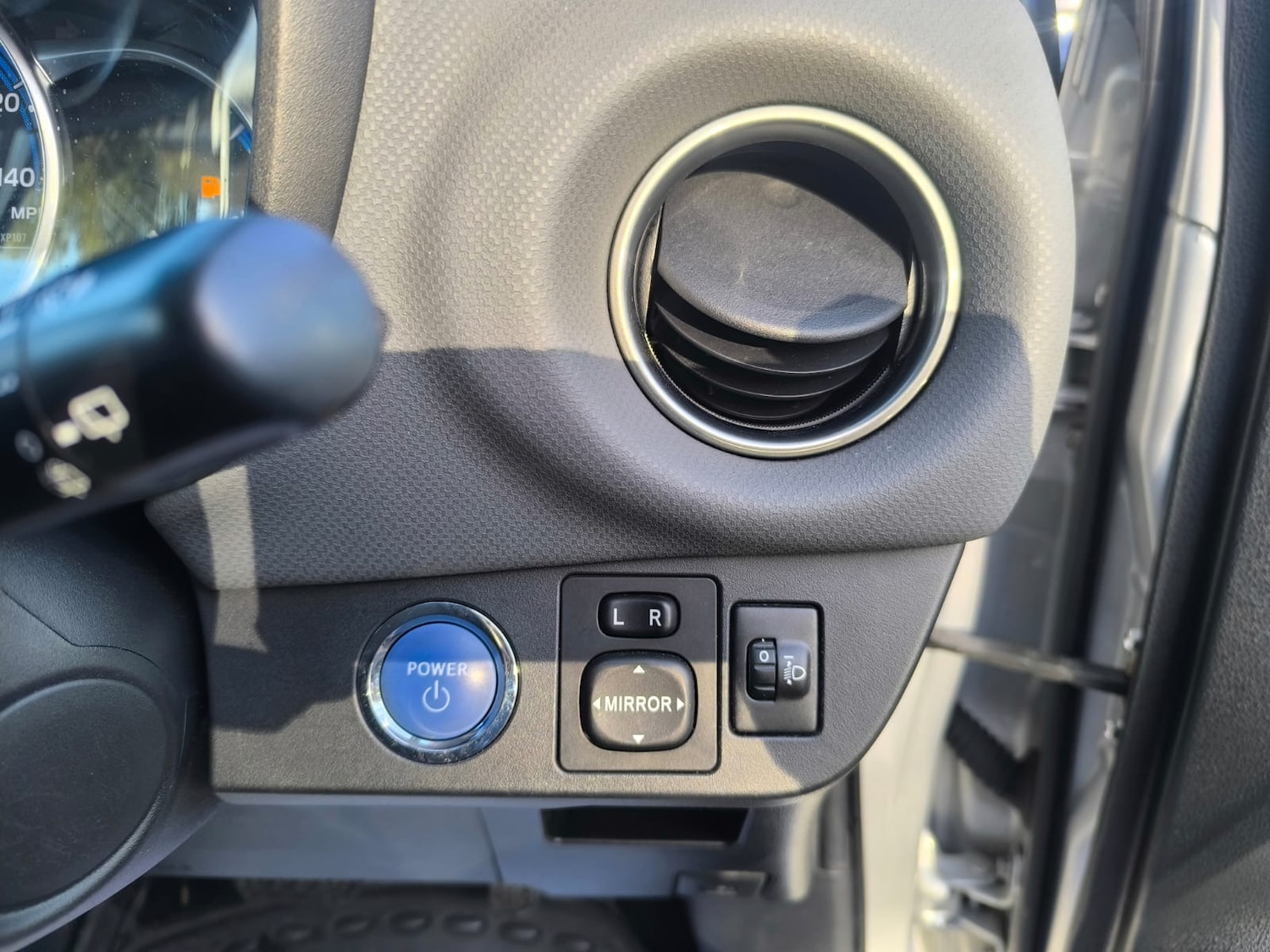 Used Toyota Yaris 2015 for sale - 76412550: Photo 22