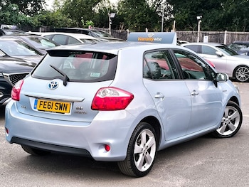 Used Toyota Auris 2011 for sale - 75568524: Photo