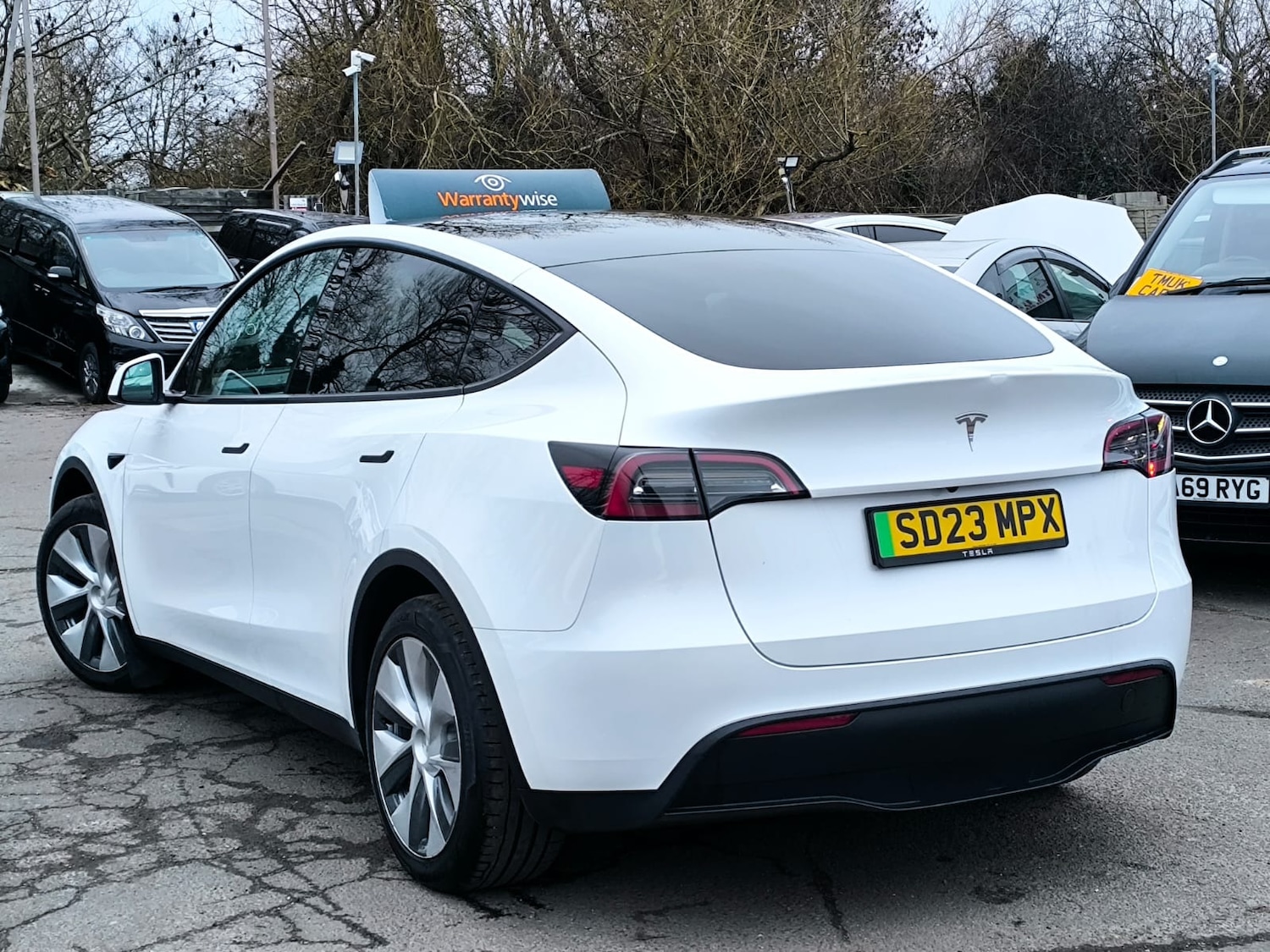 Used Tesla Model Y 2023 for sale - 77125859: Photo 4