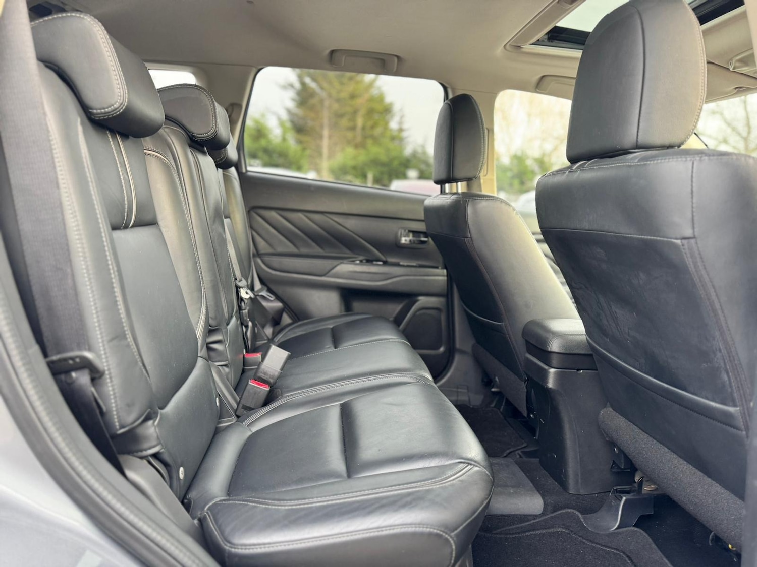 Used Mitsubishi Outlander 2016 for sale - 77135753: Photo 11