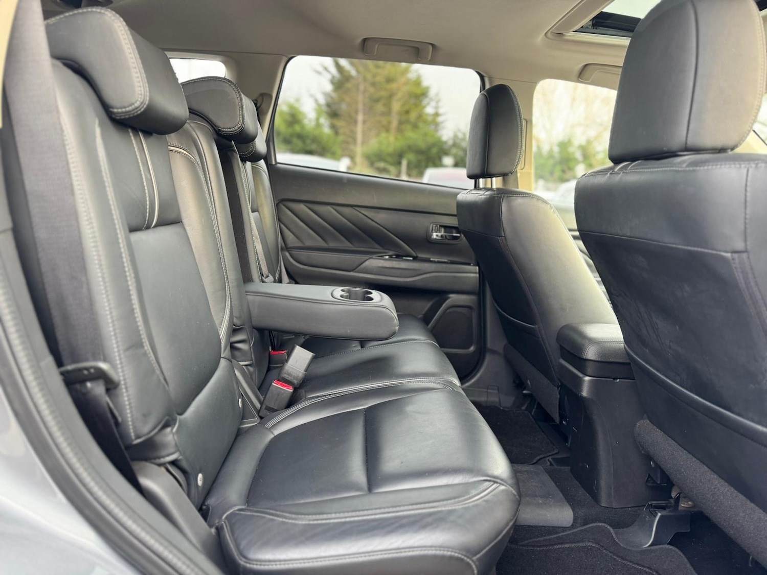 Used Mitsubishi Outlander 2016 for sale - 77135753: Photo 12