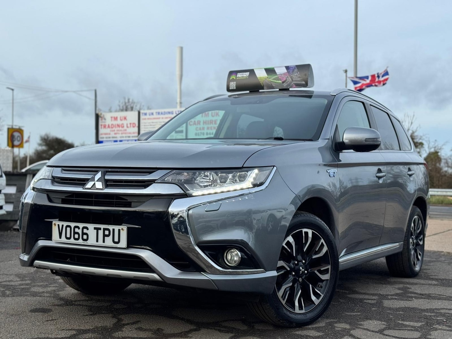 Used Mitsubishi Outlander 2016 for sale - 77135753: Photo 2