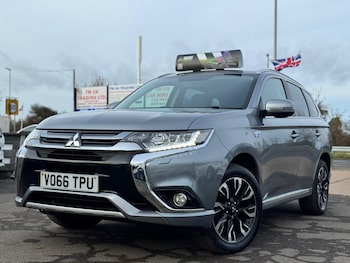 Used Mitsubishi Outlander 2016 for sale - 77135753: Photo