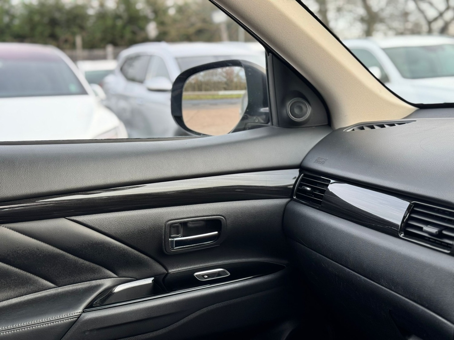 Used Mitsubishi Outlander 2016 for sale - 77135753: Photo 31