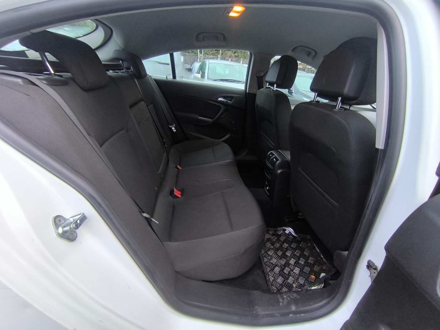 Used Vauxhall Insignia 2010 for sale - 77675276: Photo 11