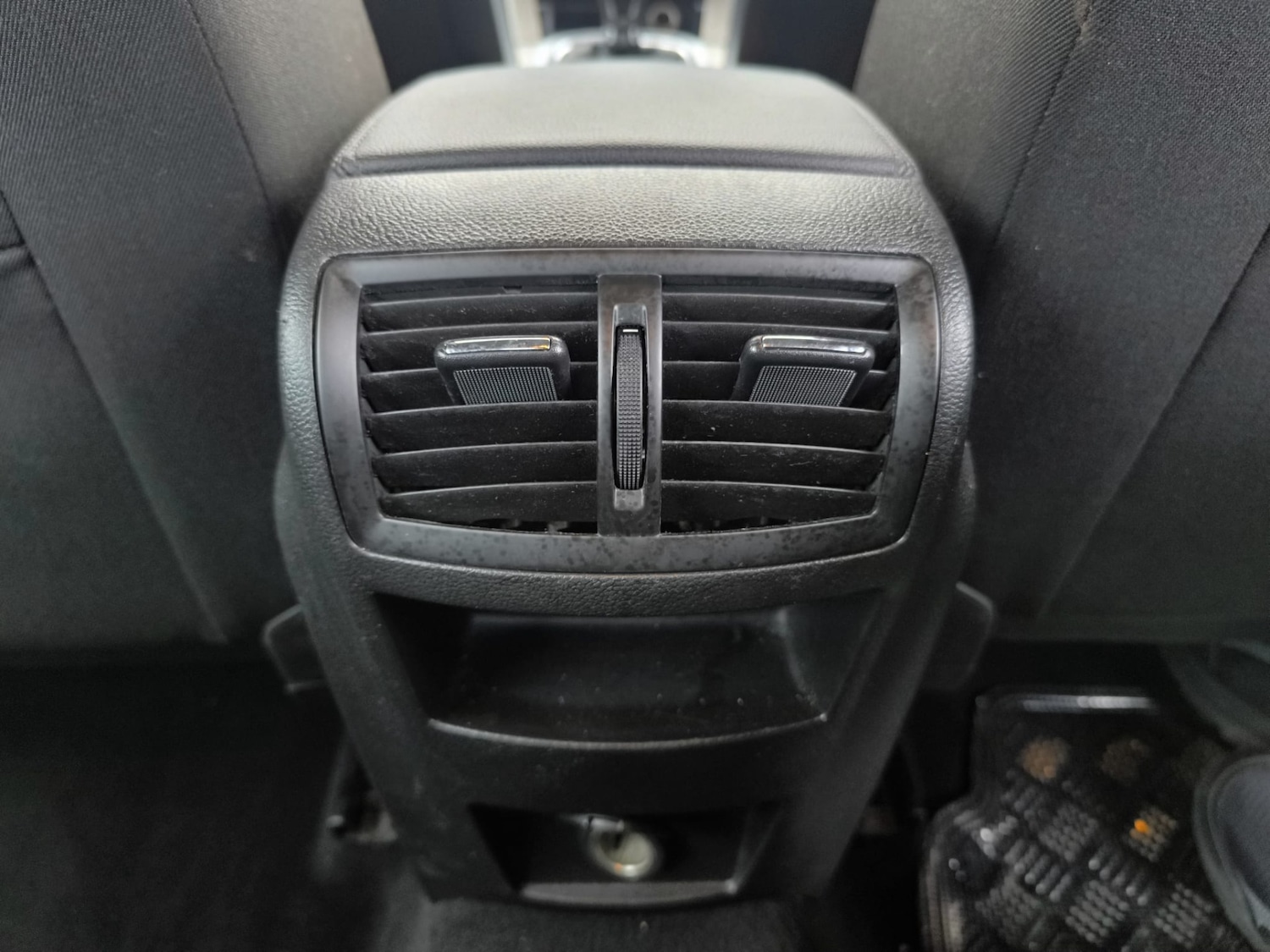 Used Vauxhall Insignia 2010 for sale - 77675276: Photo 28