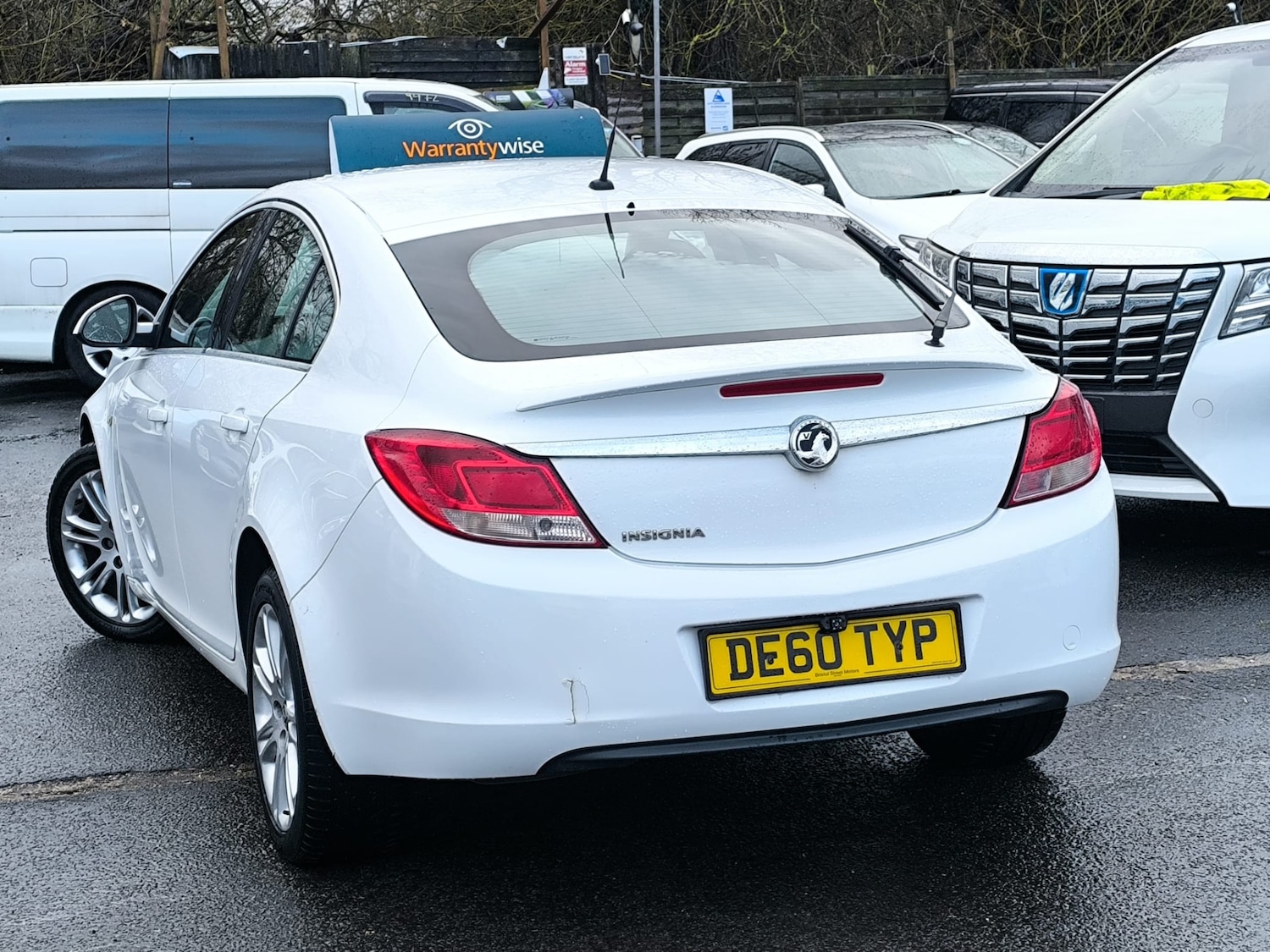 Used Vauxhall Insignia 2010 for sale - 77675276: Photo 4