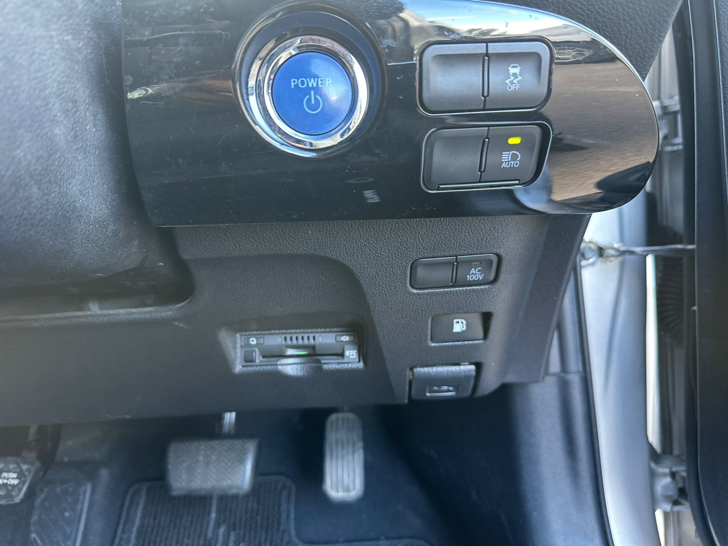Vehicle 29