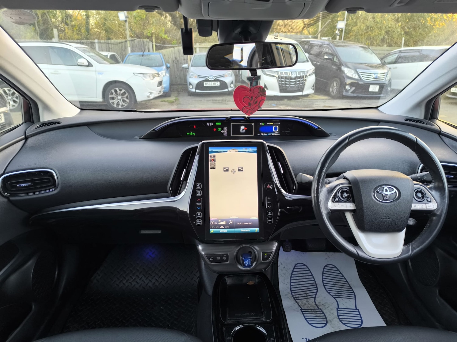 Used Toyota Prius 2017 for sale - 76599980: Photo 10