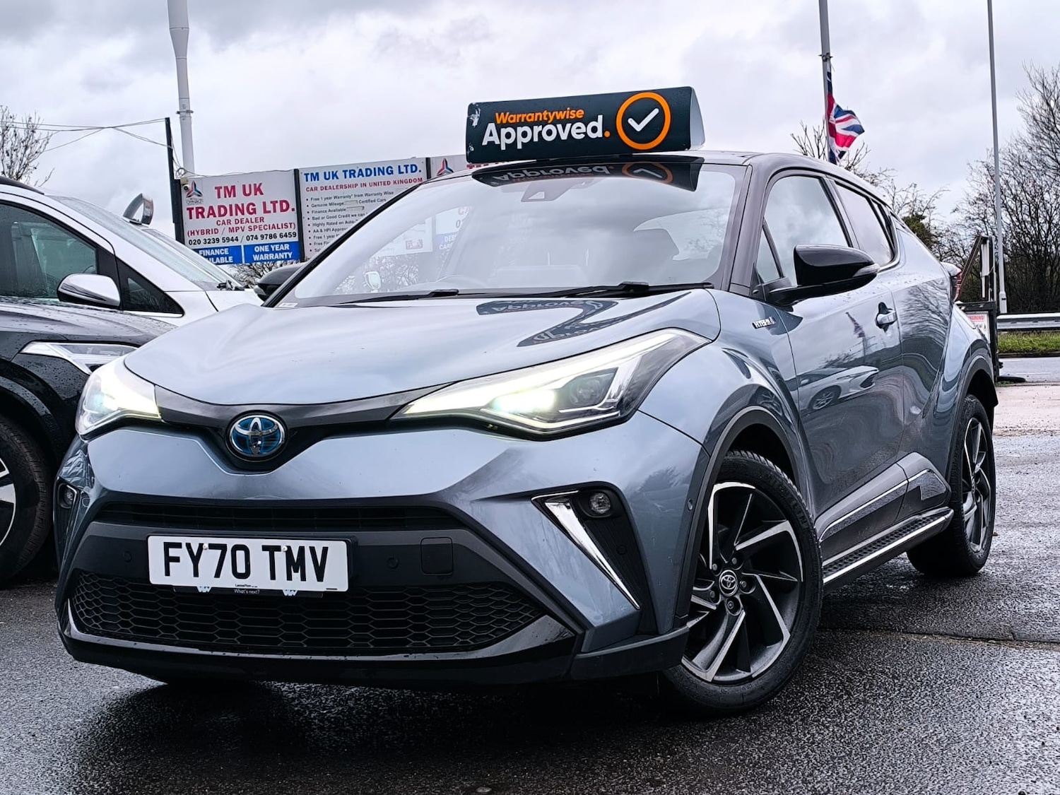 Used Toyota C-HR 2020 for sale - 77282349: Photo 2