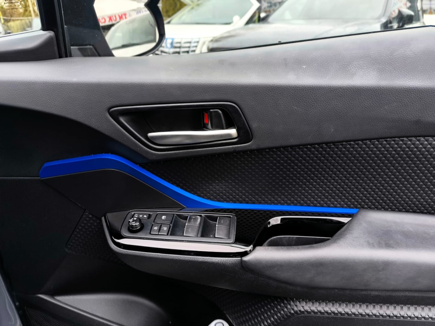 Used Toyota C-HR 2020 for sale - 77282349: Photo 29