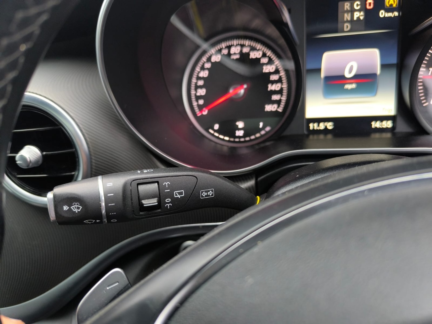 Used Mercedes-Benz V-Class 2017 for sale - 76932234: Photo 26