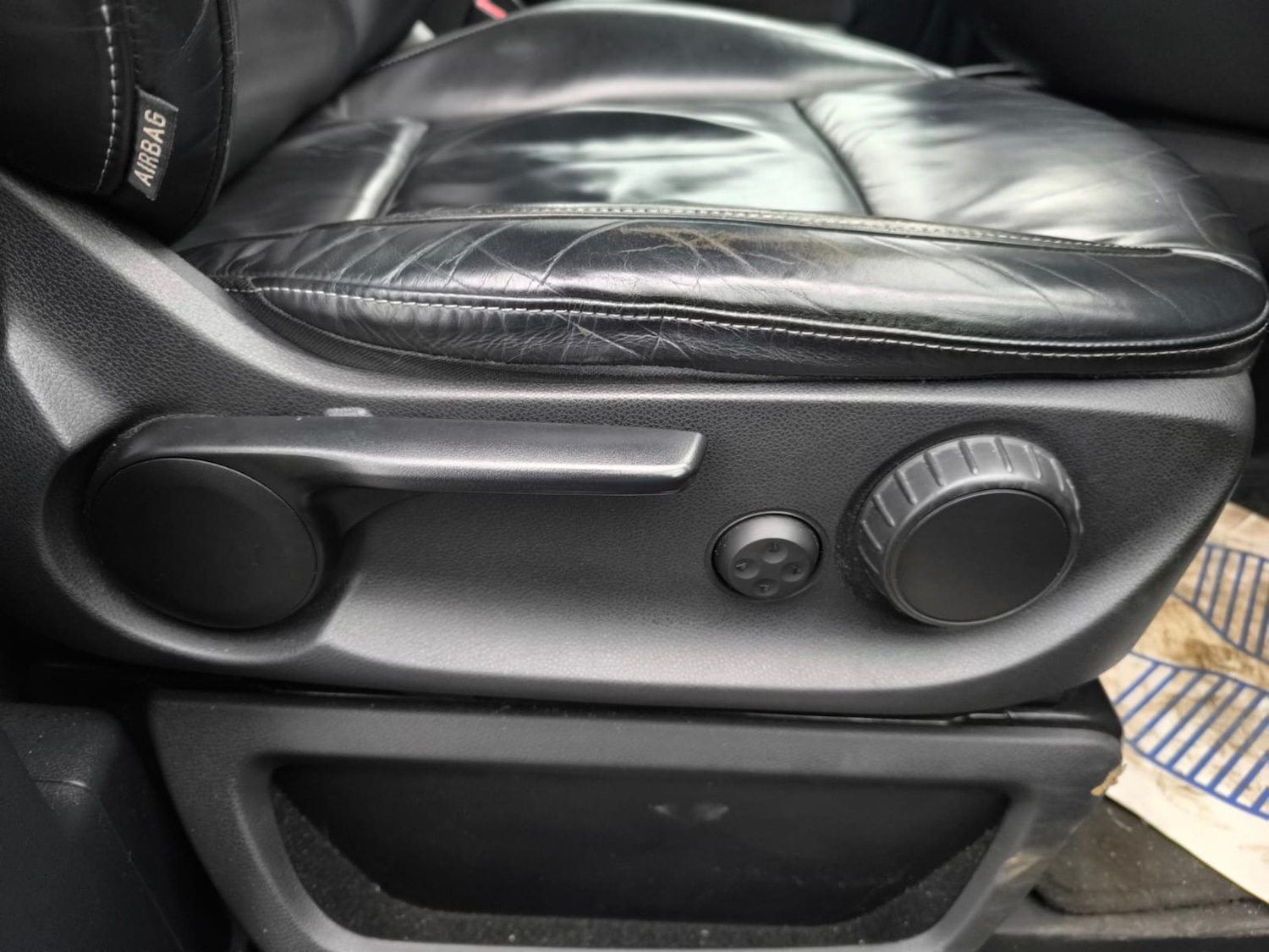 Used Mercedes-Benz V-Class 2017 for sale - 76932234: Photo 37