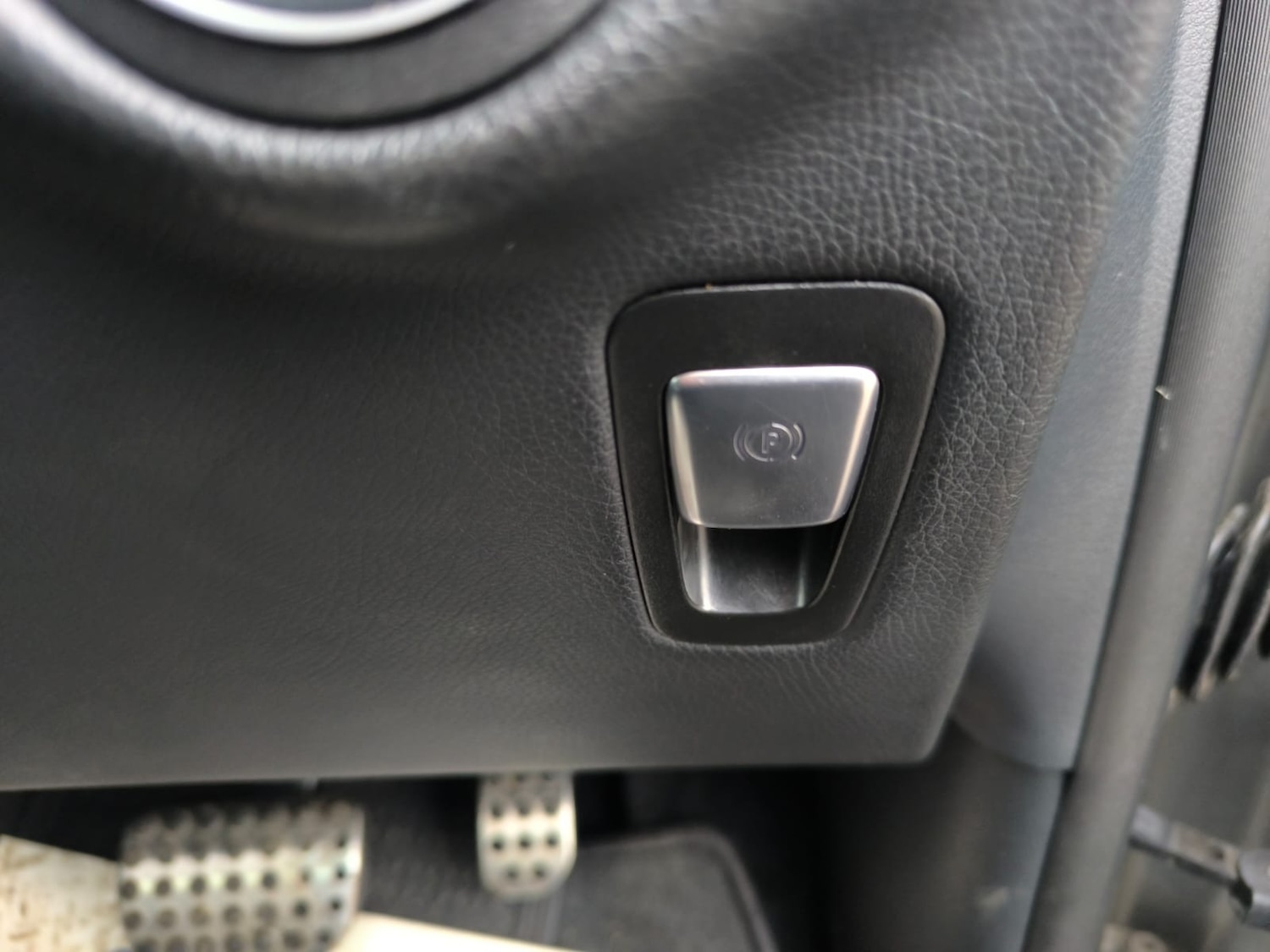 Used Mercedes-Benz V-Class 2017 for sale - 76932234: Photo 43