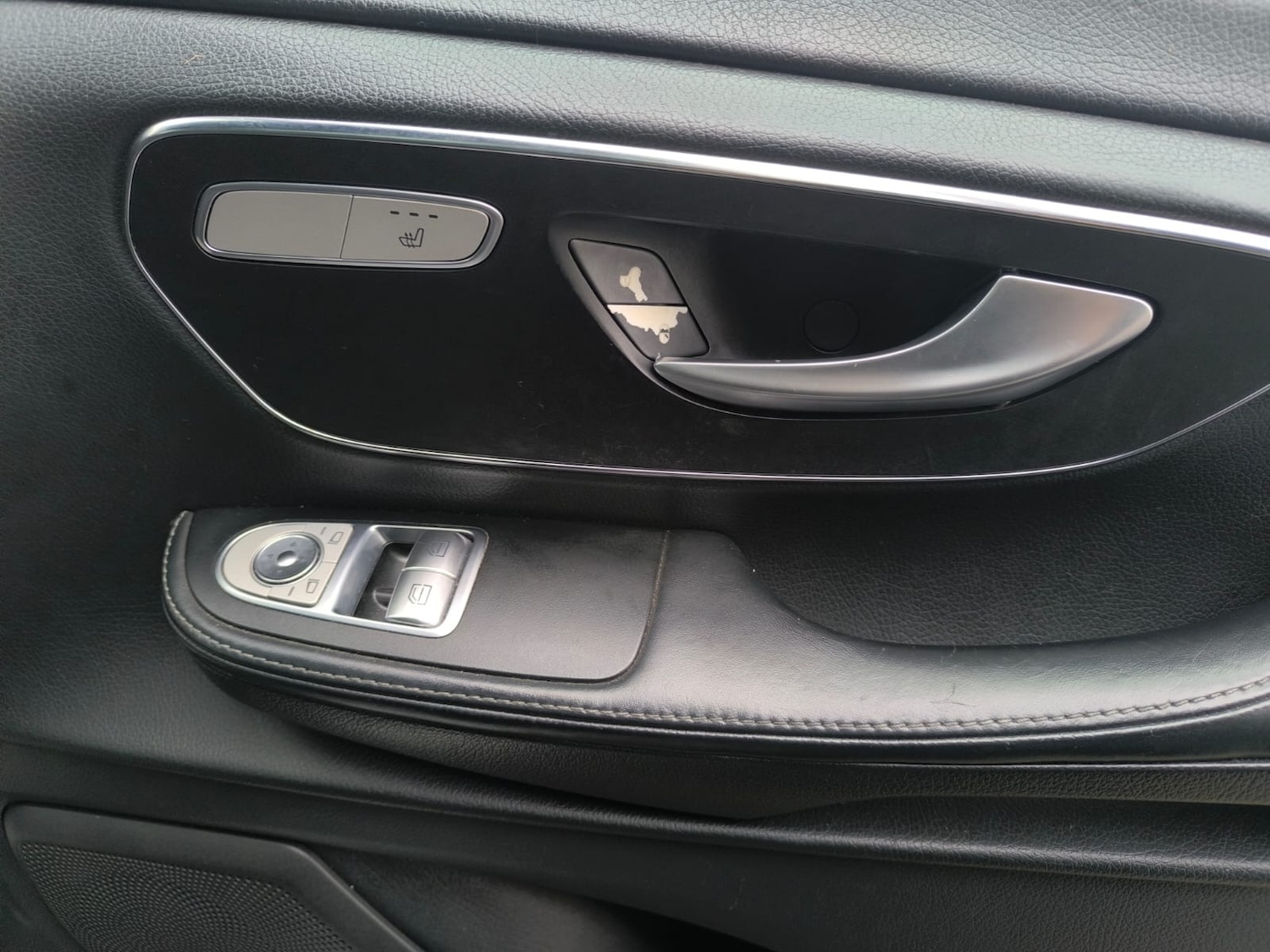 Used Mercedes-Benz V-Class 2017 for sale - 76932234: Photo 44