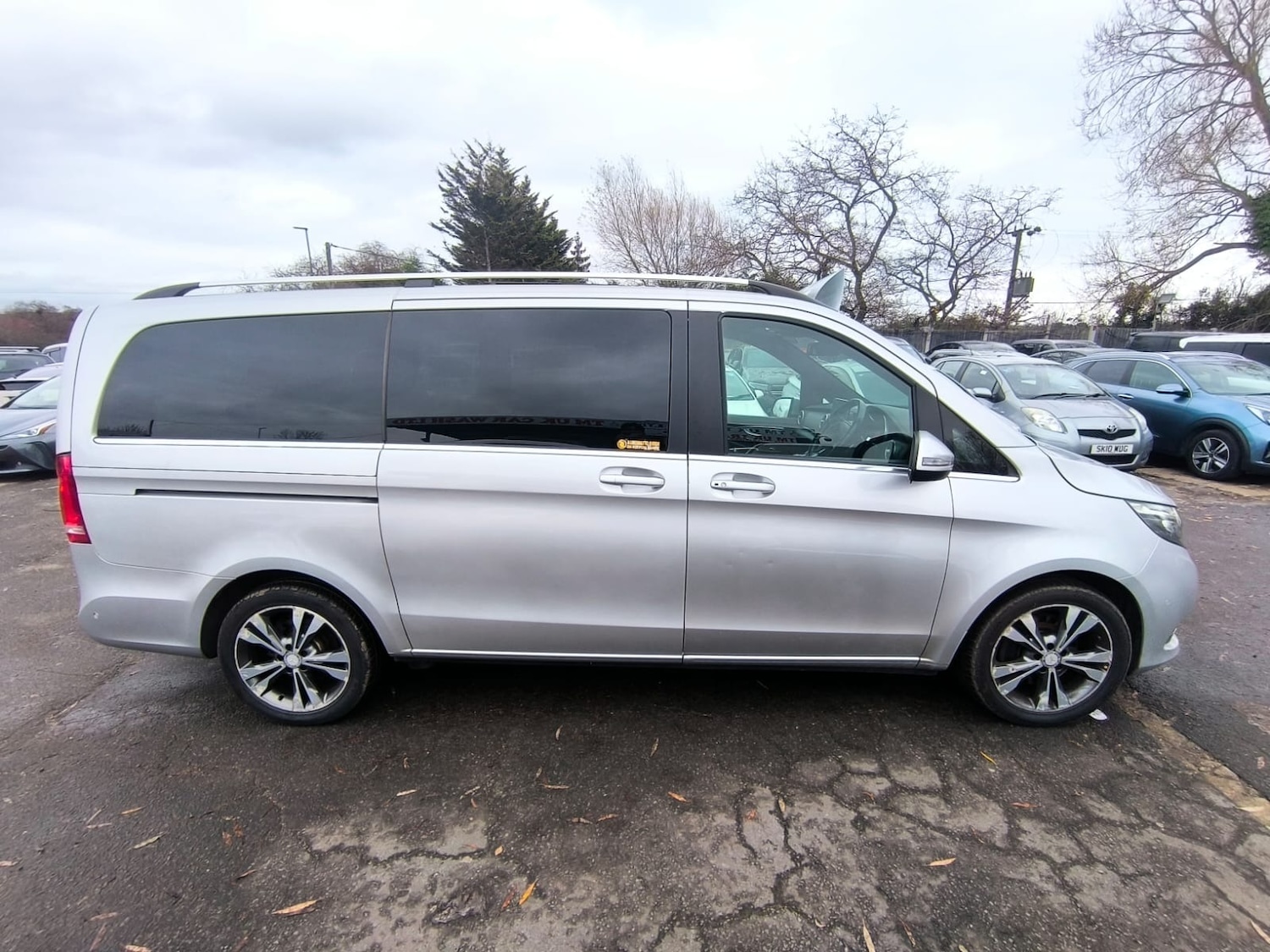 Used Mercedes-Benz V-Class 2017 for sale - 76932234: Photo 6