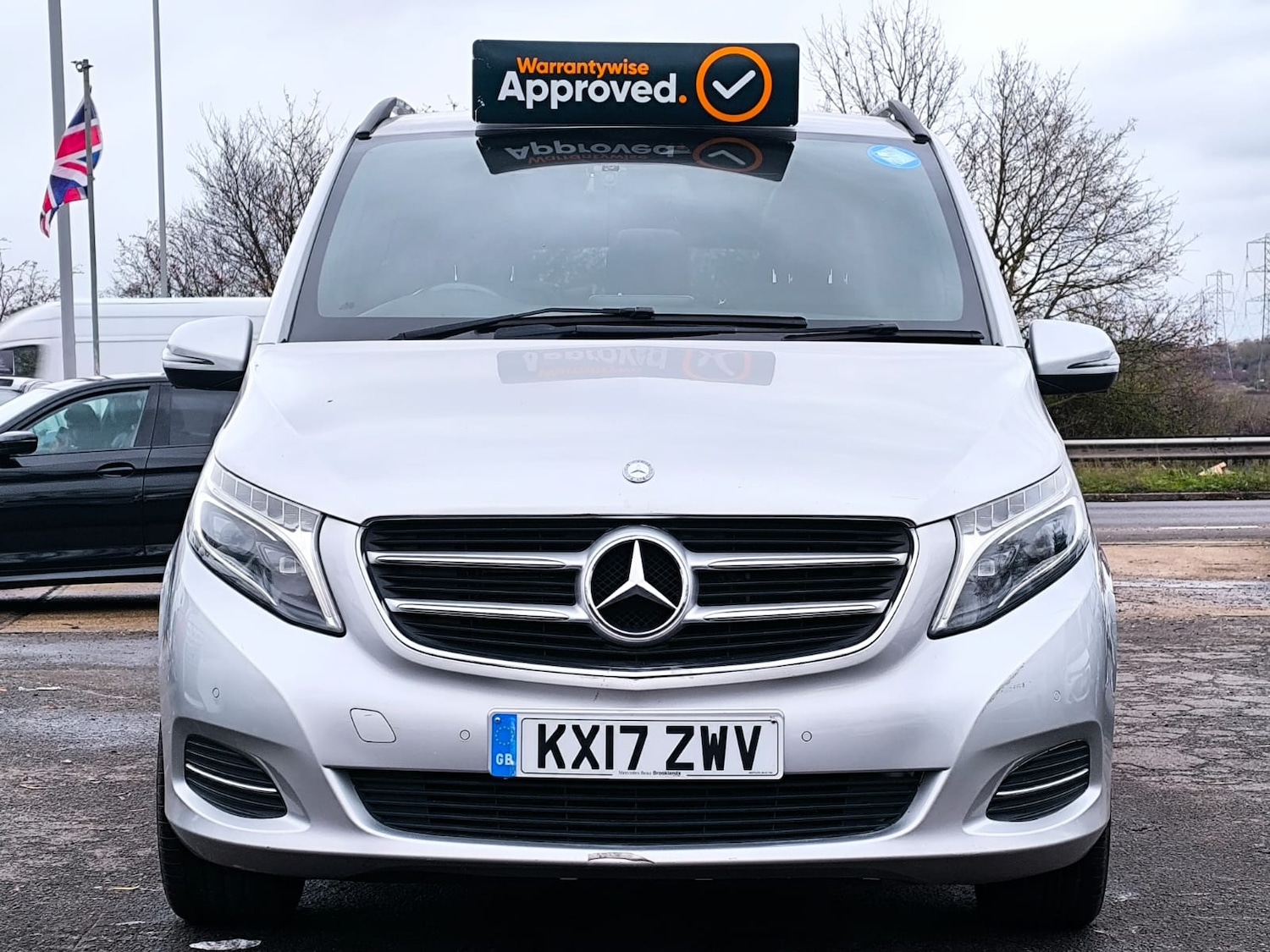 Used Mercedes-Benz V-Class 2017 for sale - 76932234: Photo 7