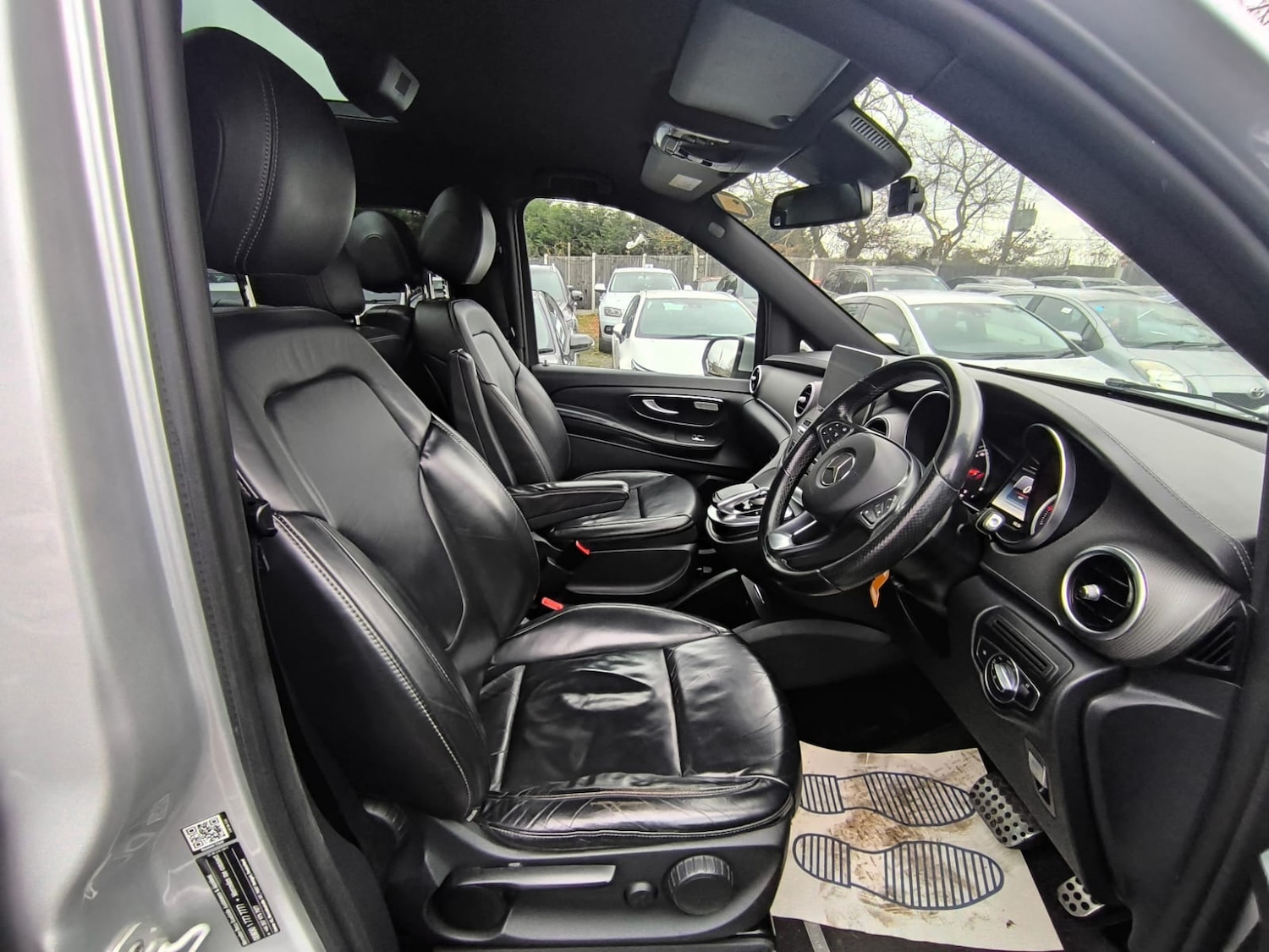 Used Mercedes-Benz V-Class 2017 for sale - 76932234: Photo 9