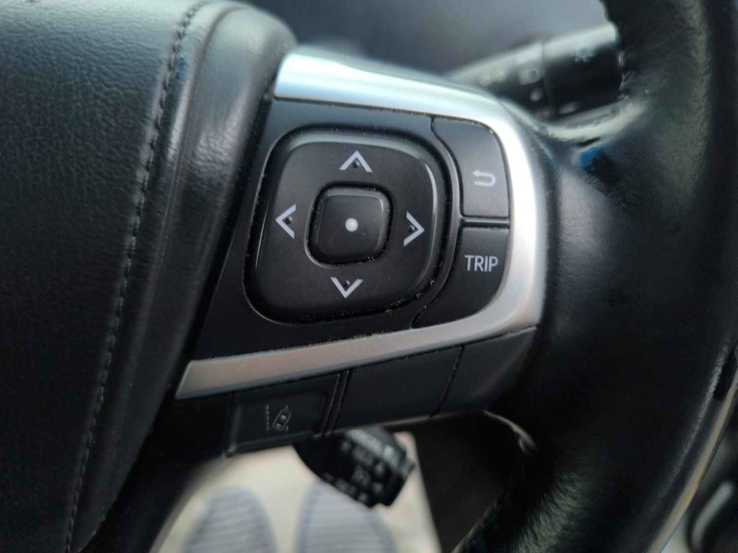 Used Toyota Estima 2018 for sale - 77195233: Photo 17