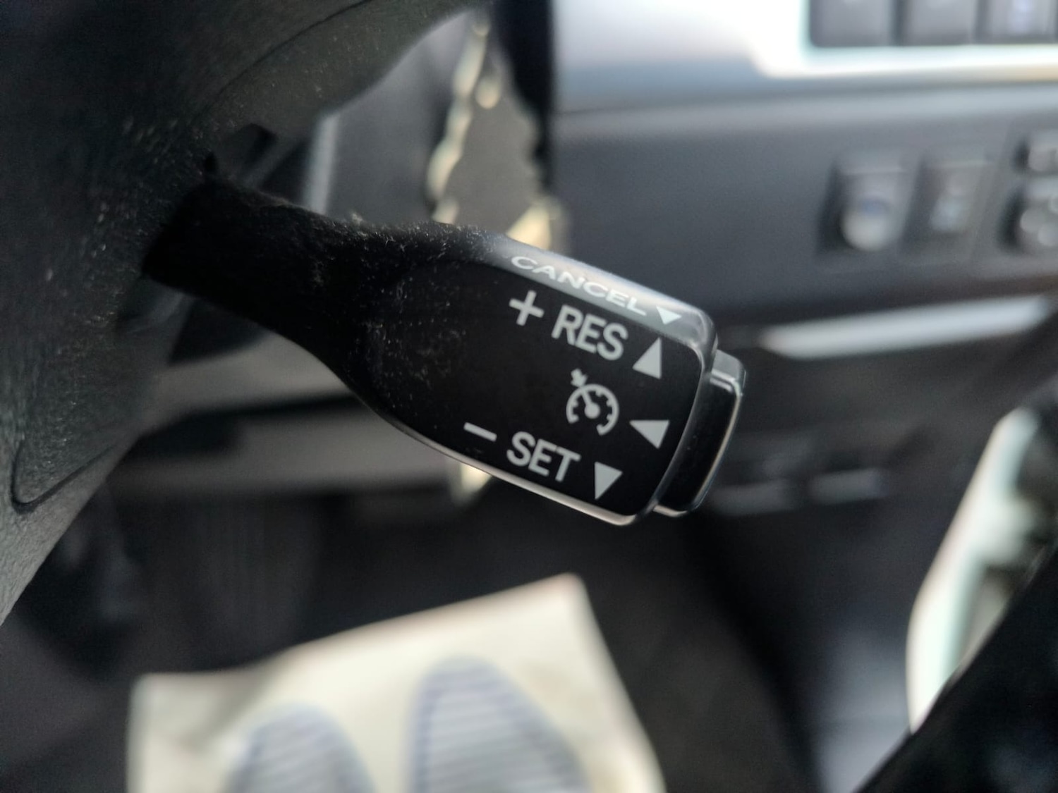 Used Toyota Estima 2018 for sale - 77195233: Photo 18