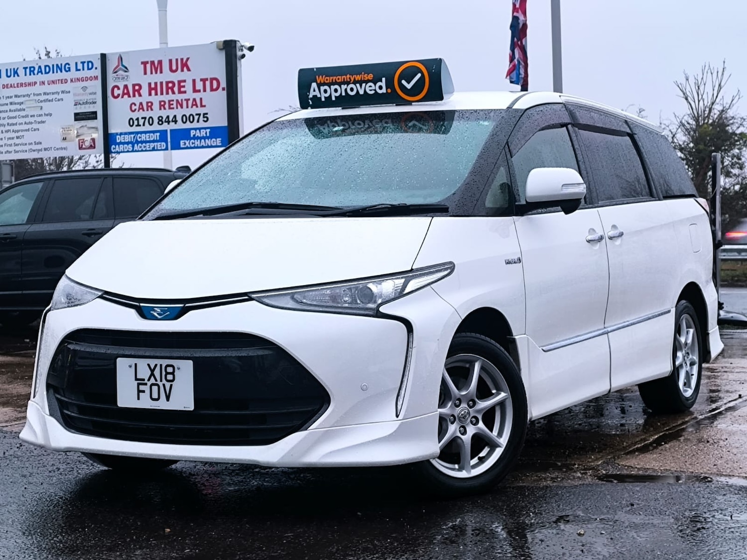Used Toyota Estima 2018 for sale - 77195233: Photo 2
