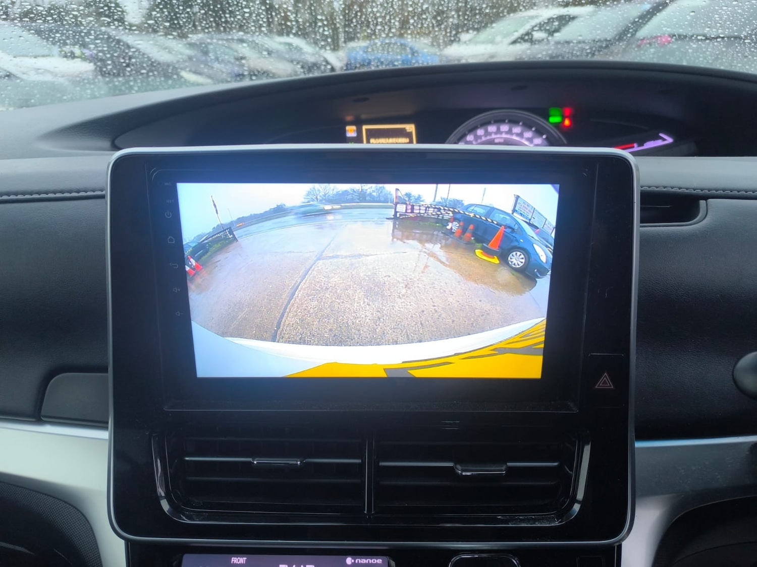 Used Toyota Estima 2018 for sale - 77195233: Photo 21