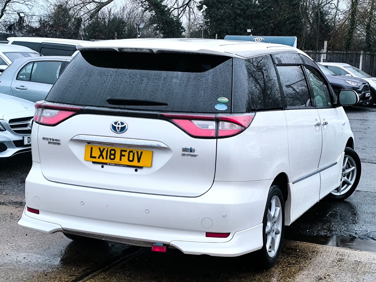Used Toyota Estima 2018 for sale - 77195233: Photo 3