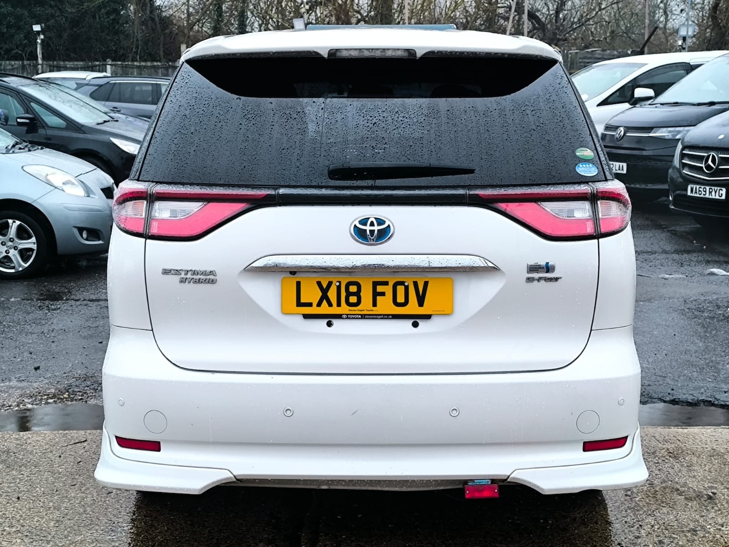 Used Toyota Estima 2018 for sale - 77195233: Photo 8