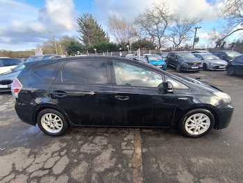 Used Toyota Prius+ 2015 for sale - 77447036: Photo