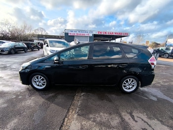 Used Toyota Prius+ 2015 for sale - 77447036: Photo