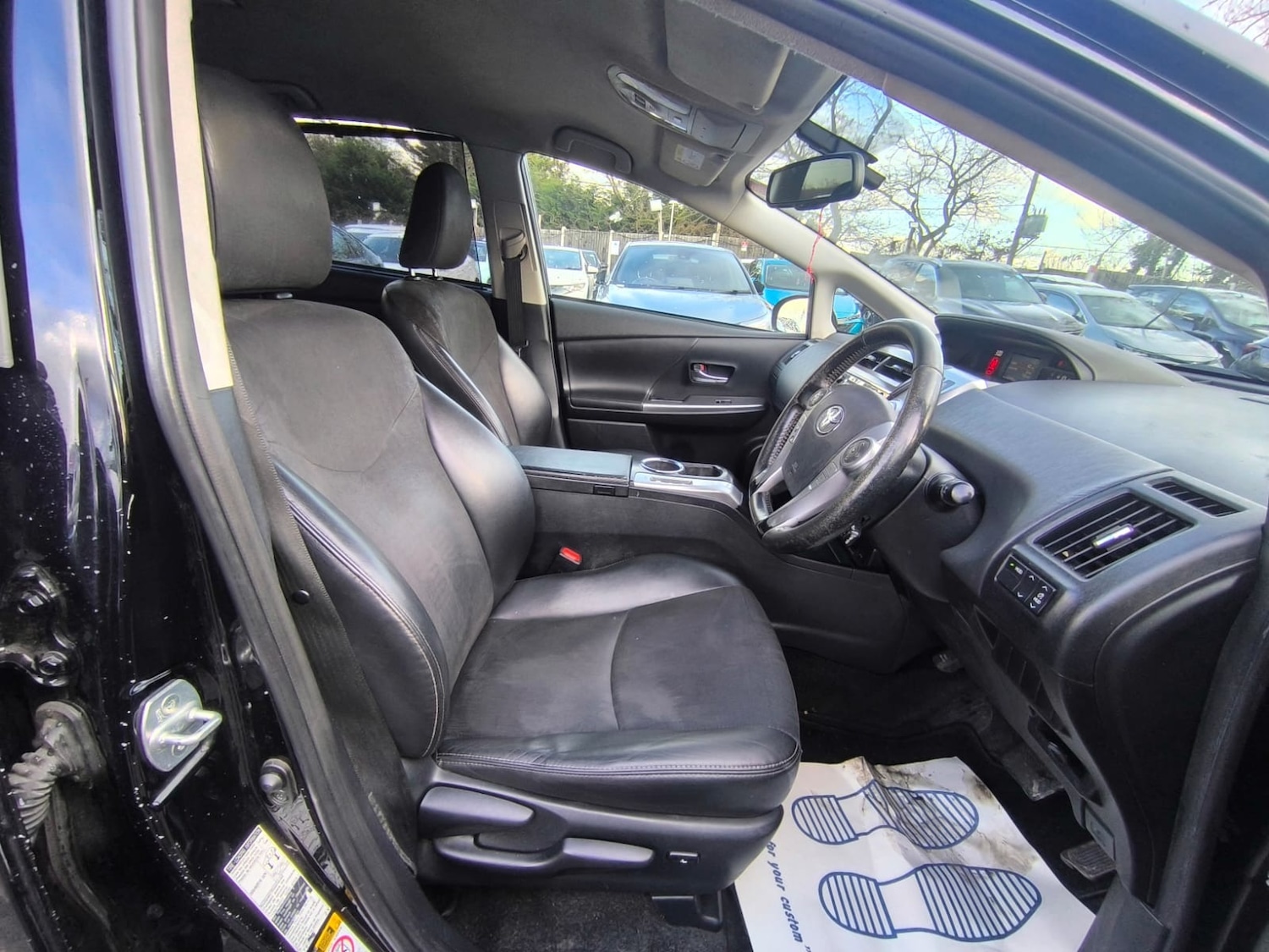 Used Toyota Prius+ 2015 for sale - 77447036: Photo 7