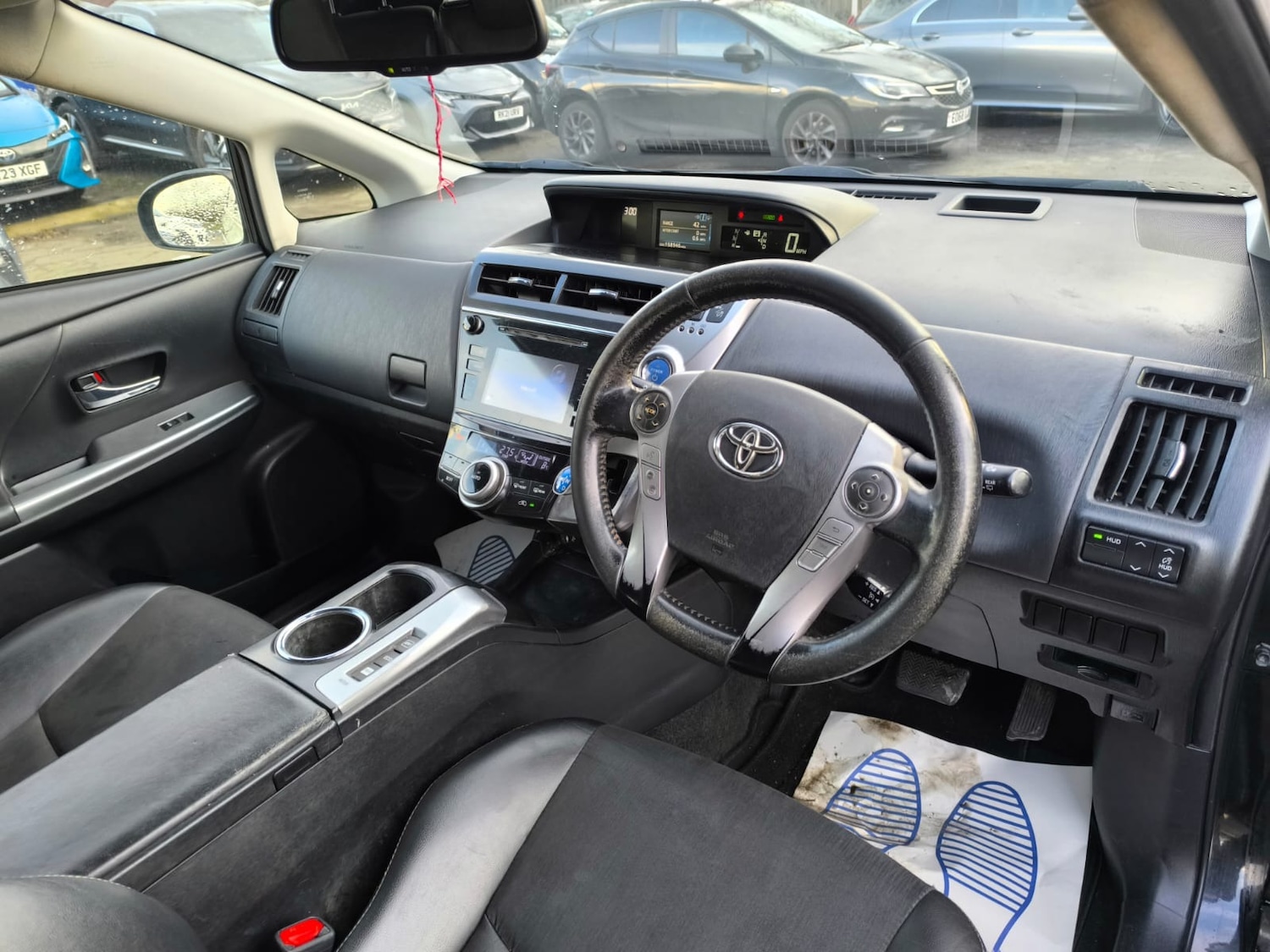 Used Toyota Prius+ 2015 for sale - 77447036: Photo 8