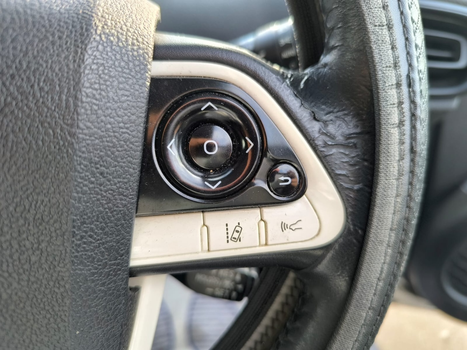 Used Toyota Prius 2016 for sale - 76159769: Photo 15