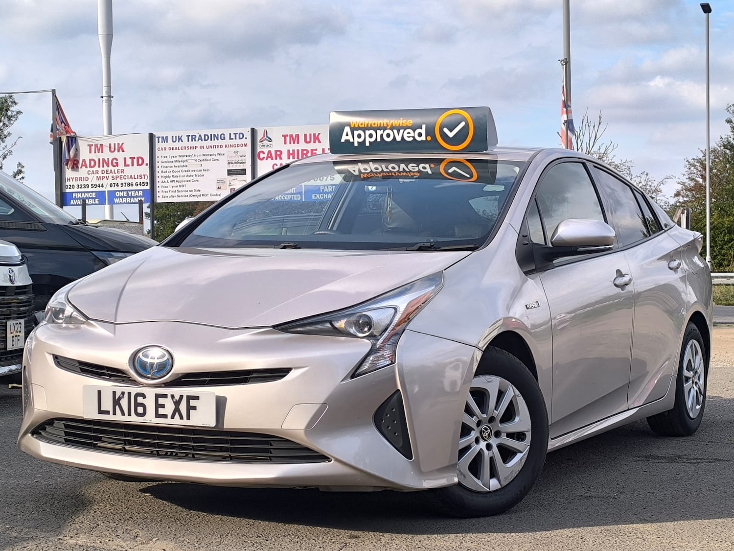 Used Toyota Prius 2016 for sale - 76159769: Photo 2